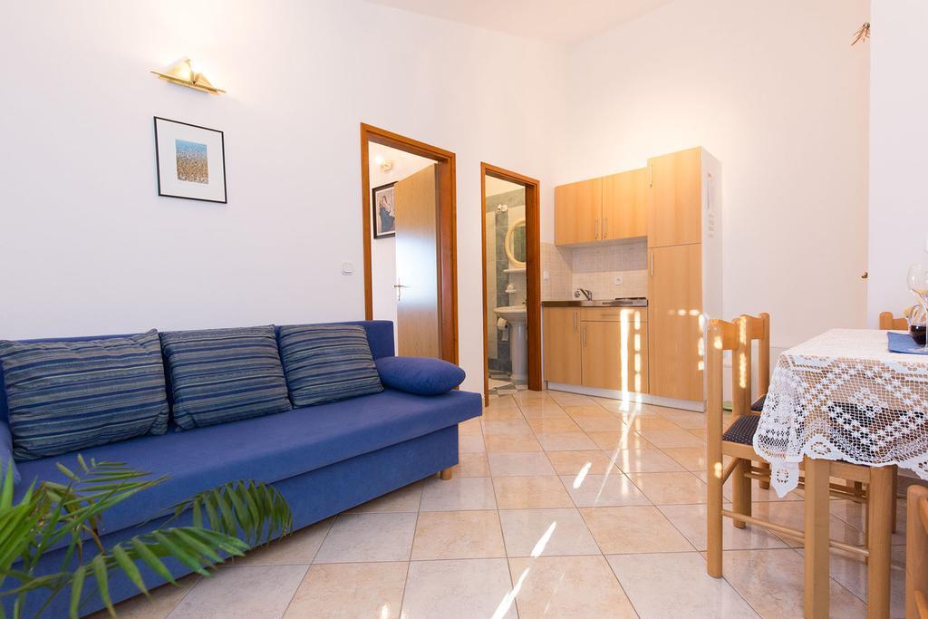Apartments Juras Brzac Ngoại thất bức ảnh